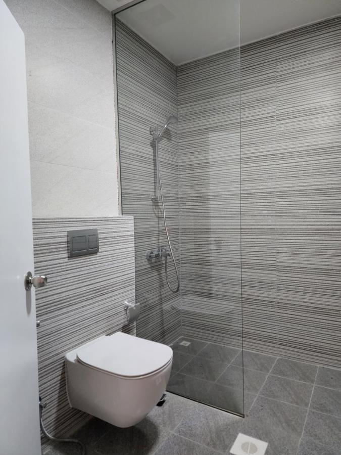 Imperial Suites Hotel Manama Ngoại thất bức ảnh