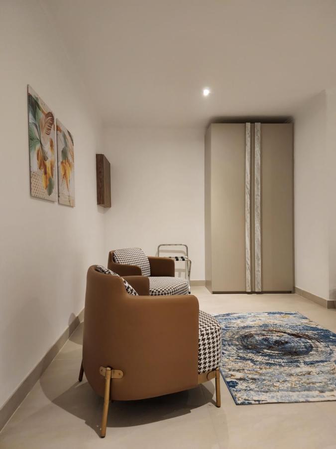 Imperial Suites Hotel Manama Ngoại thất bức ảnh