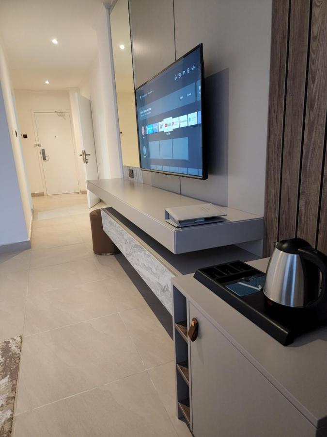 Imperial Suites Hotel Manama Ngoại thất bức ảnh